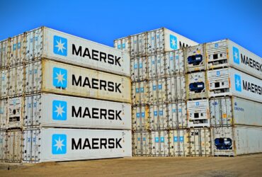 20250919120746 g16c6feaf76fd215059925b4536dbdcc4666abf2c58c7c301b1caa460f068d020f30865a267f0ea4192b81cf967cd846f022cd7ffbb40be537566757b74c0ada4 1280.jpg Kontenery morskie – sprzedaż, wynajem i możliwości adaptacji