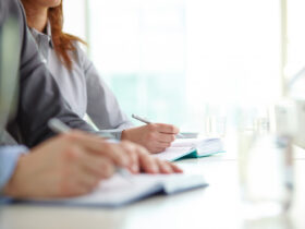 ab339196580eb029e2afa0368c6c41c385480003 Zasiłki pod kontrolą: 6 specjalistycznych szkoleń online, które uporządkują Twoją wiedzę w 2025 roku