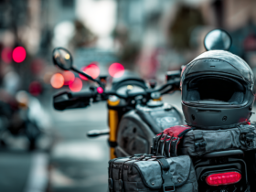 DXWLYKQA47Z0Q3BE Praktyczne dodatki do skutera – jak mądrze wybrać akcesoria do codziennej jazdy