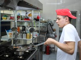 12 Jak wyposażyć profesjonalną kuchnię gastronomiczną krok po kroku